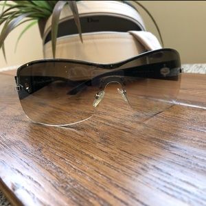 Dior My Lady 4 black and silver sunglasses w/ case